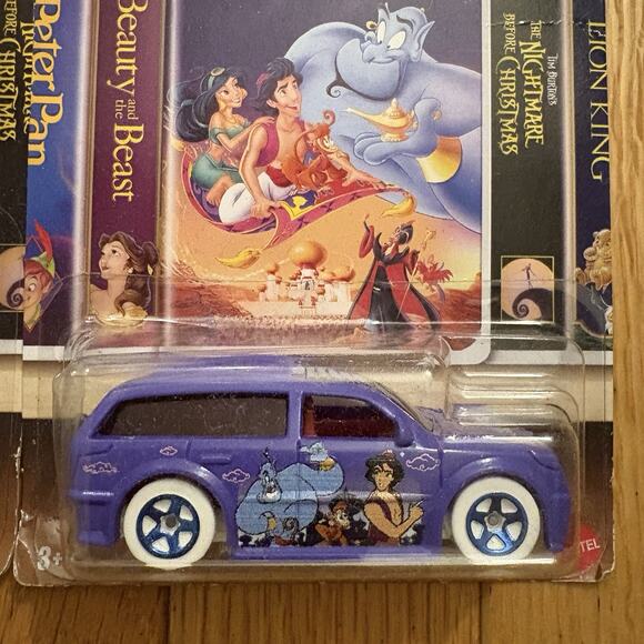 Hot Wheels Disney Classics - ALADDIN Boom Box | PETER PAN Baja Hauler - Picture 3 of 8